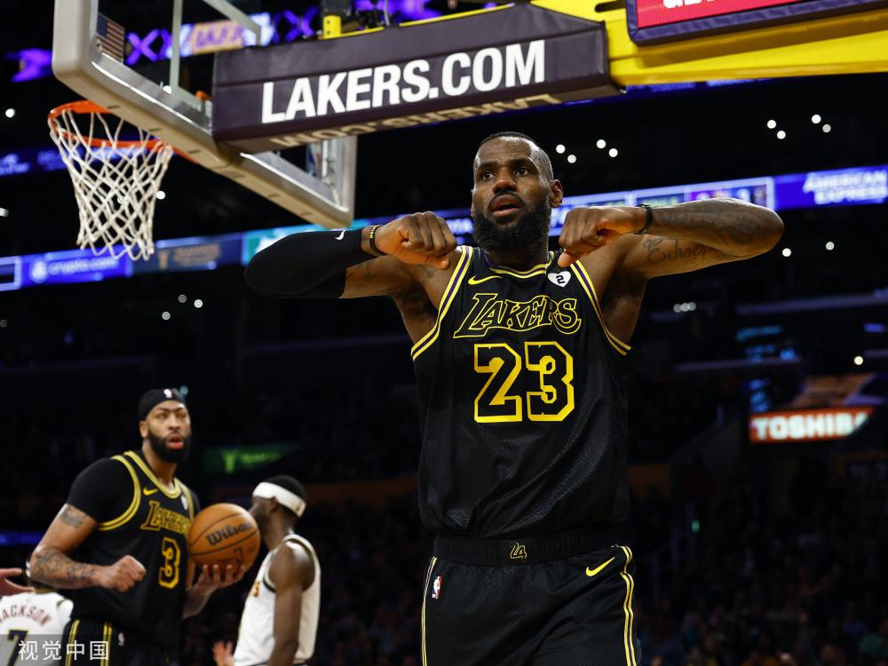 他常常通过 他常常通过