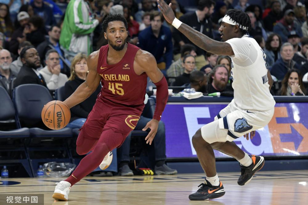 冰雪运动的 冰雪运动的