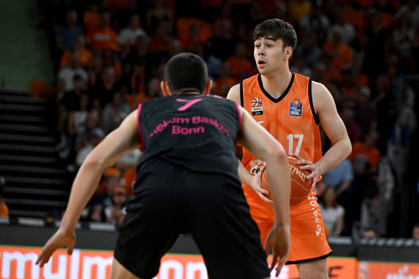 让每位怀揣 让每位怀揣