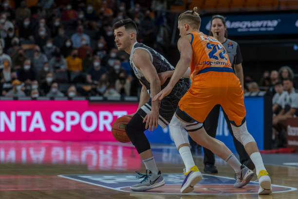 发挥和不懈 发挥和不懈